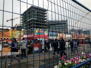 The Richmond Night Market just after 7pm with people just entering.